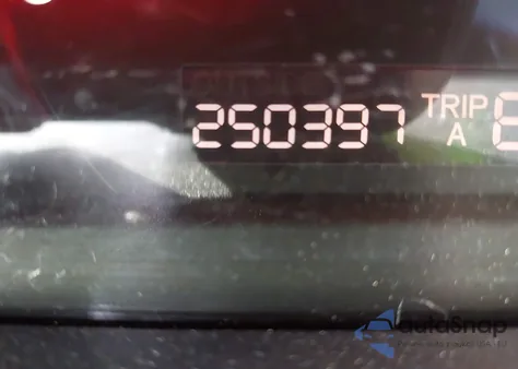 2005 Honda Accord 2.4 Lx from USA, damaged, VIN 1HGCM56455A185089